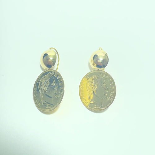 Style Napoléon - Boucles d'oreilles pendantes en or jaune 18K 58 Facettes 260153