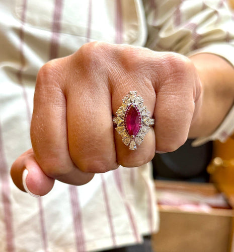 Bague-pendentif en or 18 carats, diamants et rubis 58 Facettes trs
