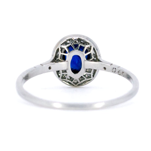 Bague 54 Bague halo en platine, saphir et diamants 58 Facettes 6ED0D62560E04110A6BCE45954990B8A