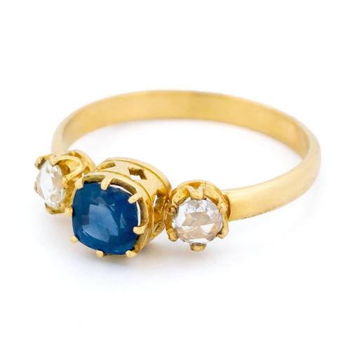 56 Bague trilogie en or 14k avec saphir et diamants 58 Facettes 1564B106B484426AA9E2B58EDAD50D00