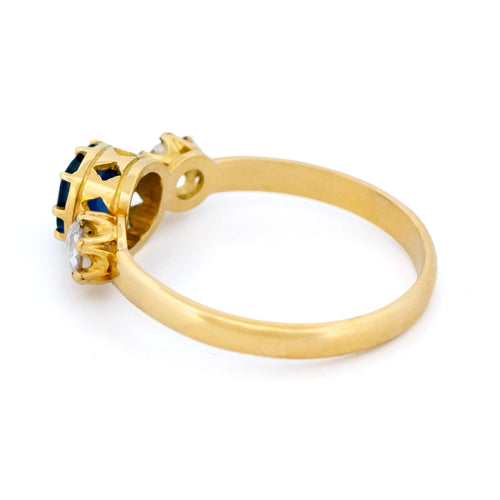 56 Bague trilogie en or 14k avec saphir et diamants 58 Facettes 1564B106B484426AA9E2B58EDAD50D00