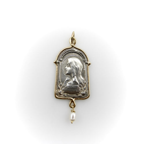 Pendentif Brother Wolf - Pendentif médaillon Virgo Maria en argent et or 14 carats perle 58 Facettes A2007T