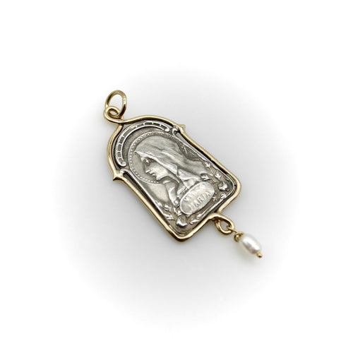 Pendentif Brother Wolf - Pendentif médaillon Virgo Maria en argent et or 14 carats perle 58 Facettes A2007T