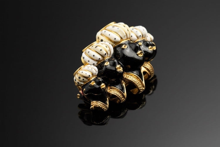 Broche Agostino Gigante - Broche des Mores en or jaune et émaux 58 Facettes spilla dei mori