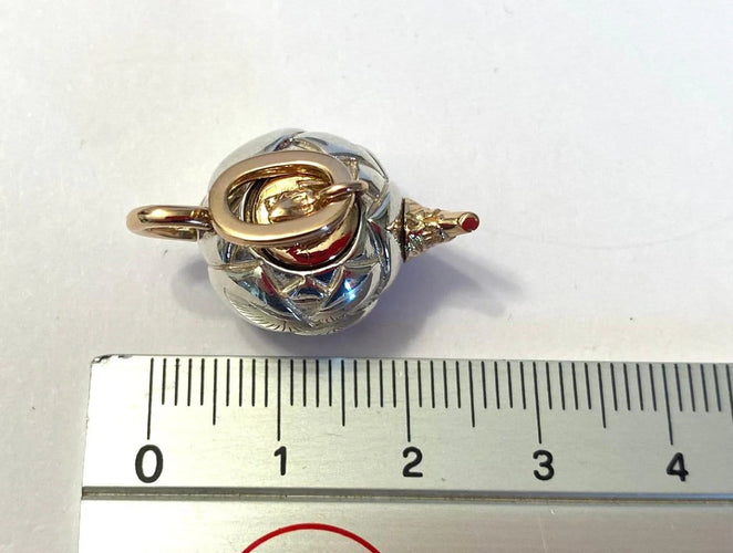 Pomellato Cinq heures - Pendentif théière Lotus en argent et or rose 58 Facettes
