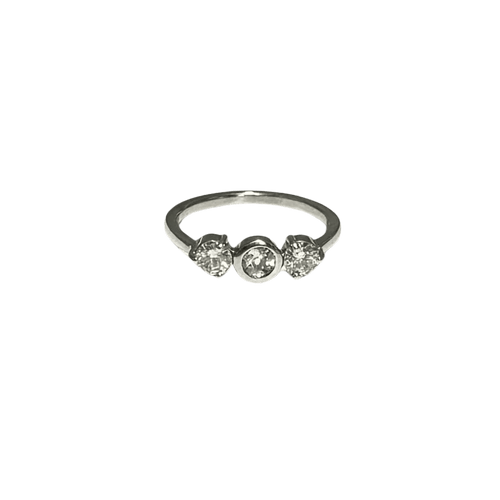 Bague 51 Bague trilogie en or blanc et diamants 58 Facettes Bague