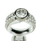 Bague 52 Bague halo vintage en or blanc avec grand solitaire 58 Facettes 1849