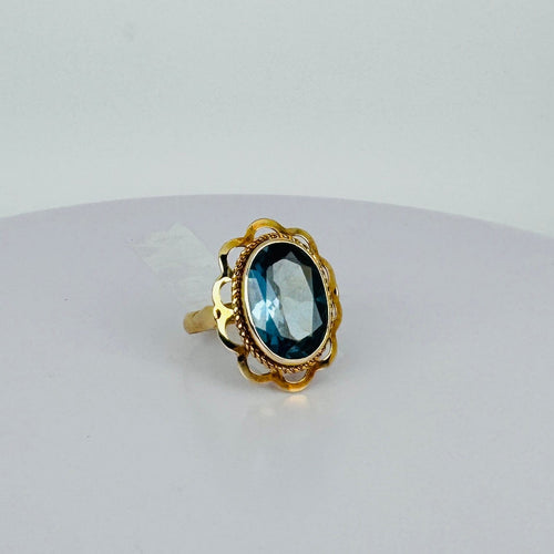 Bague 52 Bague vintage en or jaune 14 carats et topaze bleue 58 Facettes 2604029