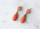 Boucles d'oreilles Boucles d'oreilles gouttes en or jaune, corail et diamants taille rose 58 Facettes