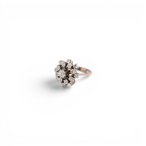 Bague 54.5 Bague rosette 1940-1945 en or 18 ct et diamants 58 Facettes Q115B(947)