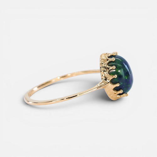 Bague 56 Bague en or jaune 14 ct avec opale noire naturelle 58 Facettes R003