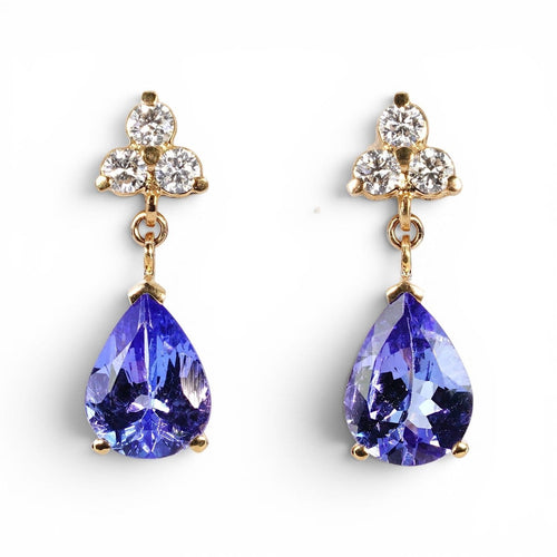 Boucles d'oreilles Boucles d'oreilles en or jaune, tanzanites et diamants 58 Facettes E011