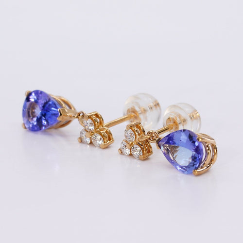 Boucles d'oreilles Boucles d'oreilles en or jaune, tanzanites et diamants 58 Facettes E011