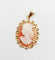 Pendentif Pendentif vintage en or 18k, camée jeune femme sur coquillage 58 Facettes A07229