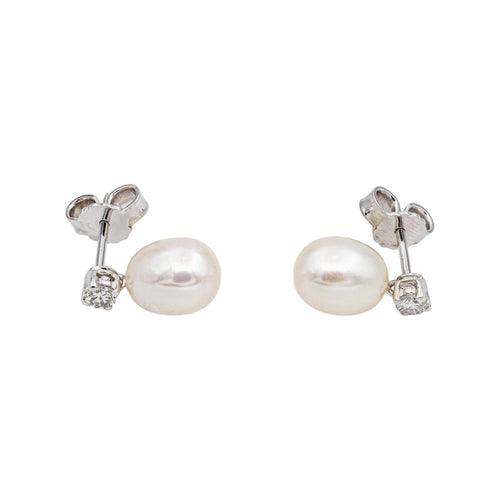 Boucles d'oreilles Boucles d'oreilles en or blanc, diamants et perles 58 Facettes 5480990CN