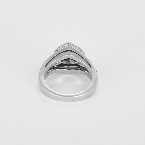Bague 49 Bague saphir bleu et diamants en or blanc 58 Facettes P37L2
