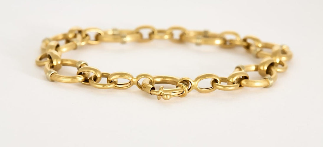 Bracelet Bracelet ancien à mailles ovales en or jaune 58 Facettes BrmailleOv