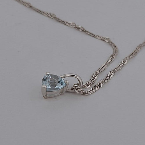 Collier Collier en or blanc avec aigue-marine cœur 58 Facettes 3042149