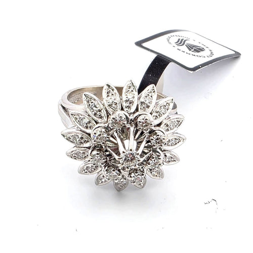 Bague 52 Bague en or blanc 18 kt et diamants 58 Facettes 340/26 B 179/26