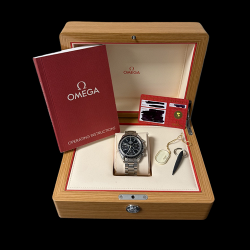 Montre Omega Speedmaster - Montre Racing Chronograph Co-Axial en acier 58 Facettes MT46718