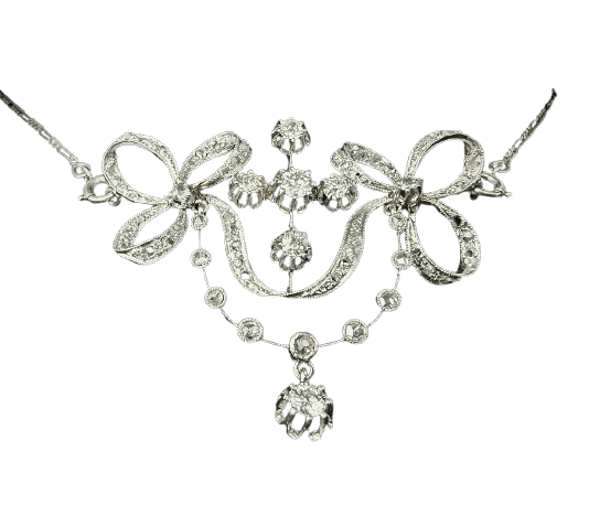 Belle Époque - Pendentif en platine et diamants