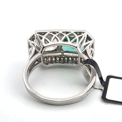 Bague 54 Bague en or jaune et blanc 18 ct, diamants et émeraude 58 Facettes 359/26 A