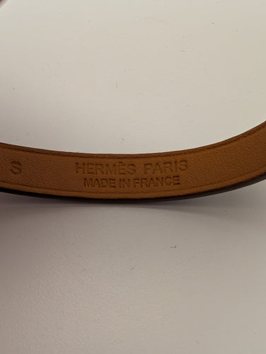 Bracelet Hermès Kelly Mini - Bracelet en plaqué or et cuir 58 Facettes 1220
