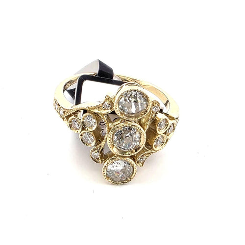 Bague 55 Bague en or jaune 18 ct et diamants 58 Facettes 206/26 A