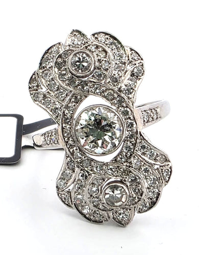 Bague 52 Bague en or blanc 18 kt et diamants 58 Facettes 379/26 A 188/26