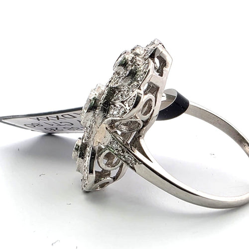 Bague 52 Bague en or blanc 18 kt et diamants 58 Facettes 379/26 A 188/26