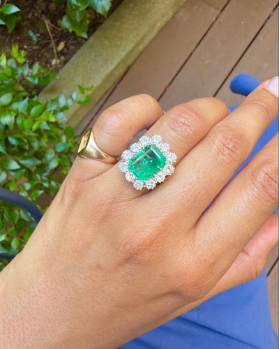 Bague 55.5 Pompadour - Bague en or blanc, émeraude et diamants 58 Facettes 201