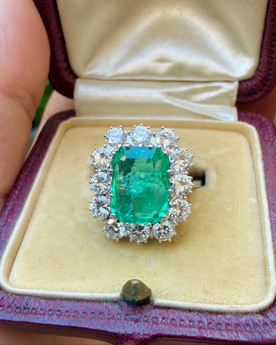 Bague 55.5 Pompadour - Bague en or blanc, émeraude et diamants 58 Facettes 201
