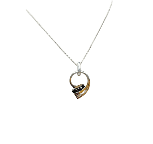 Collier Collier en or blanc 18 carats, diamants et saphirs 58 Facettes #5024