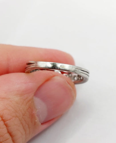 Bague 54 Bague jarretière Art déco en platine et diamants 58 Facettes A07266