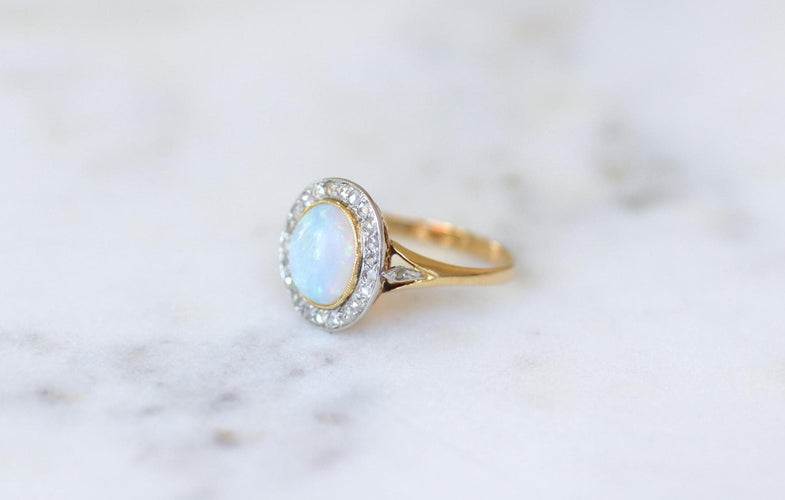 Bague 60.5 Belle Époque - Bague en or jaune, platine, opale et diamants 58 Facettes