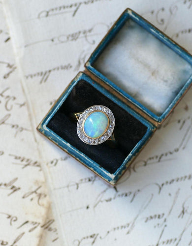 Bague 60.5 Belle Époque - Bague en or jaune, platine, opale et diamants 58 Facettes