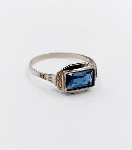 Bague 56 Art déco - Bague géométrique en or blanc 18k et verre bleu 58 Facettes A07155