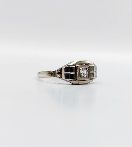 Bague 54.5 Bague tank Art déco en or blanc 18k et spinelle synthétique 58 Facettes A07171