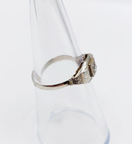 Bague 54.5 Bague tank Art déco en or blanc 18k et spinelle synthétique 58 Facettes A07171