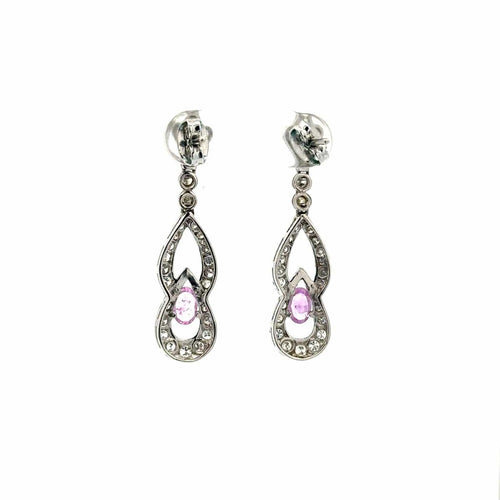 Boucles d'oreilles Imperial Elegance - Boucles d'oreilles en platine, diamants et saphirs roses 58 Facettes 50467