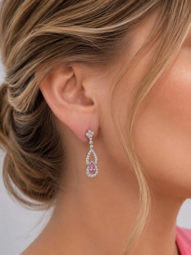 Boucles d'oreilles Imperial Elegance - Boucles d'oreilles en platine, diamants et saphirs roses 58 Facettes 50467