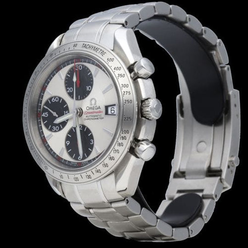 Montre Omega Speedmaster - Montre Date en acier 58 Facettes MT40700