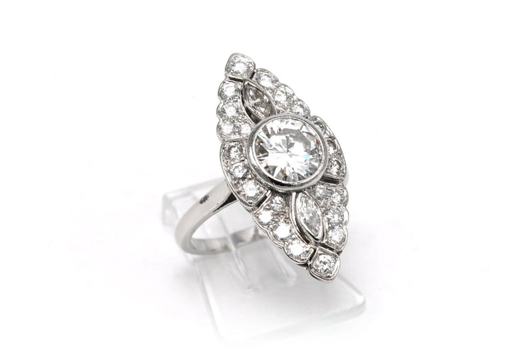 Bague 52 Bague marquise années 70 en or blanc 18 carats et diamants 58 Facettes 23796
