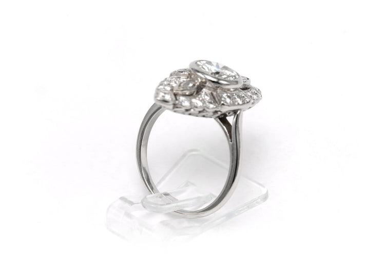 Bague 52 Bague marquise années 70 en or blanc 18 carats et diamants 58 Facettes 23796