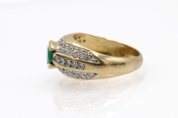 Bague 53 Bague vintage en or jaune avec émeraude et diamants 58 Facettes 12077