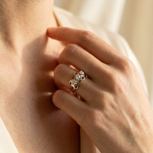 Bague 52 Bague en or jaune et blanc avec diamants 58 Facettes