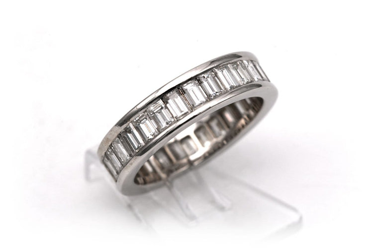 Bague 52 Alliance américaine - Bague en or blanc et diamants baguette 58 Facettes 23831