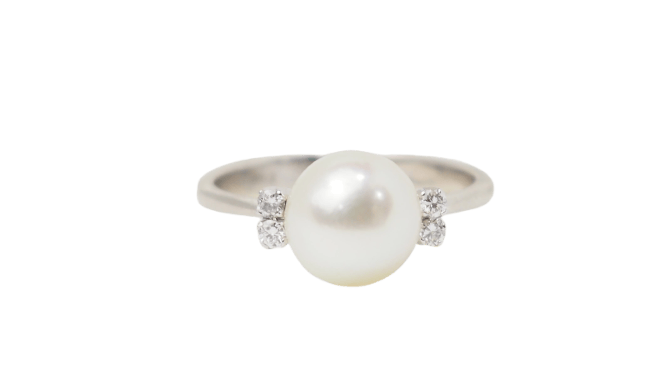 Bague 55 Bague en or blanc avec perle de culture et diamants 58 Facettes 32827