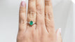 Bague 53.5 Bague en or blanc, émeraude ovale et diamants 58 Facettes 32943