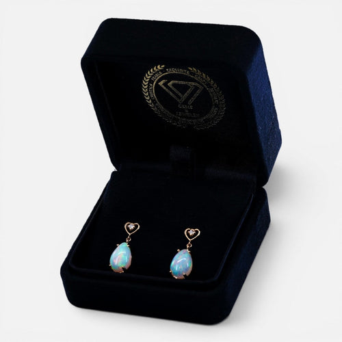 Boucles d'oreilles Celestial Heart - Boucles d'oreilles en or jaune, opales et diamants 58 Facettes E021